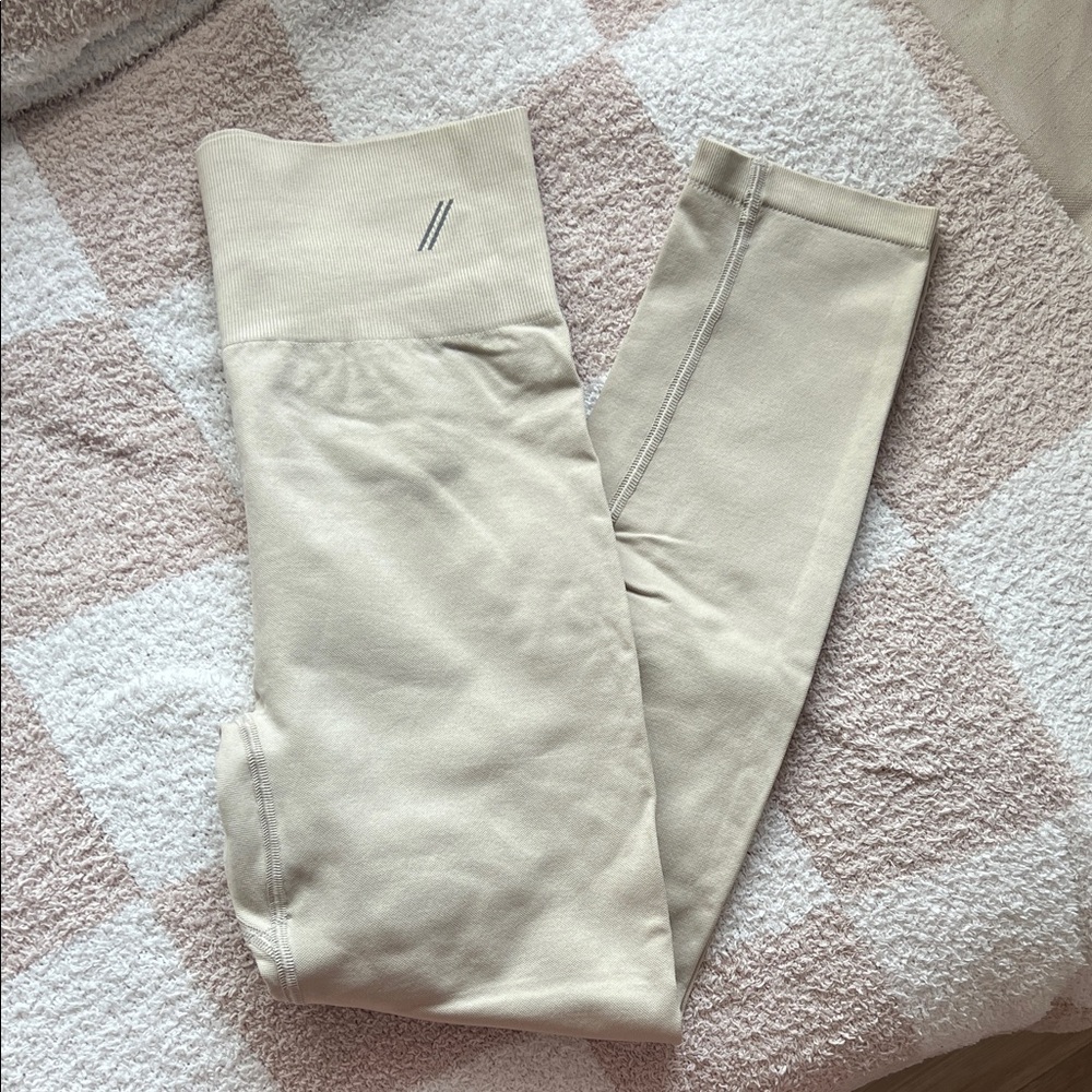 TALA leggings